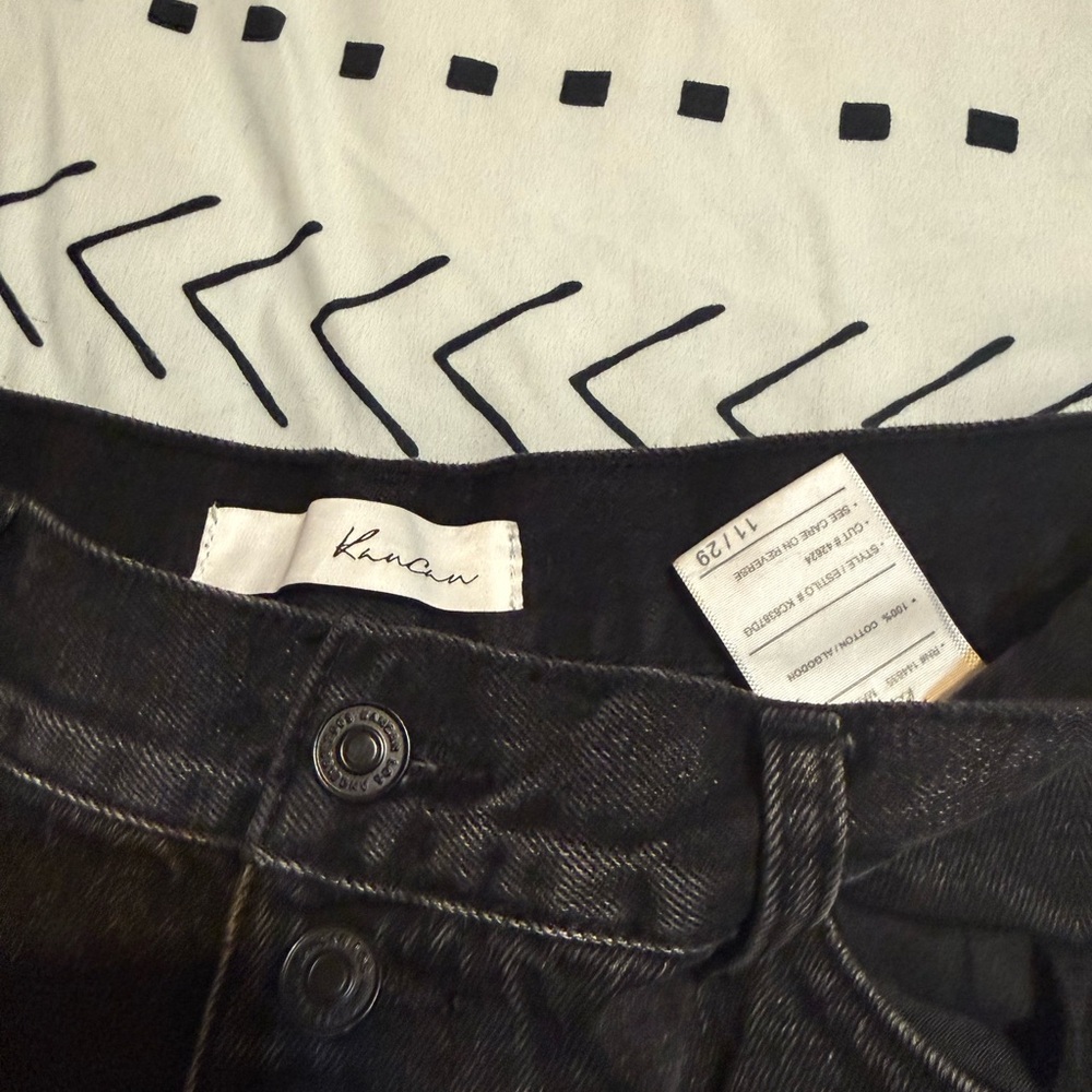 Kancan Distressed Black Jeans - Picture 2 of 3